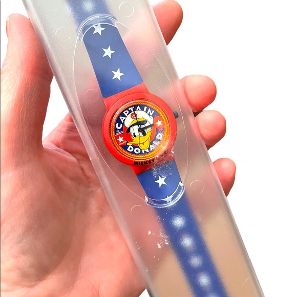 Vintage Lotus Mickey & Co Disney Captain Donald watch NWT in box! - Picture 2 of 10